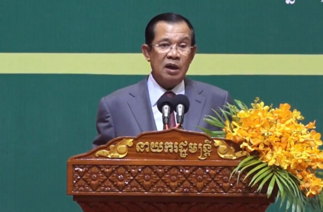 Hun Sen outlines aims of economic reform package