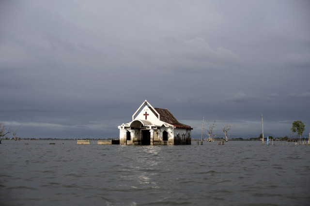 Sinking feeling: Philippine cities facing 'slow-motion disaster'