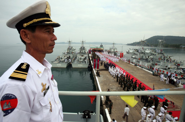 Hun Sen says report on navy deal with China fabricated