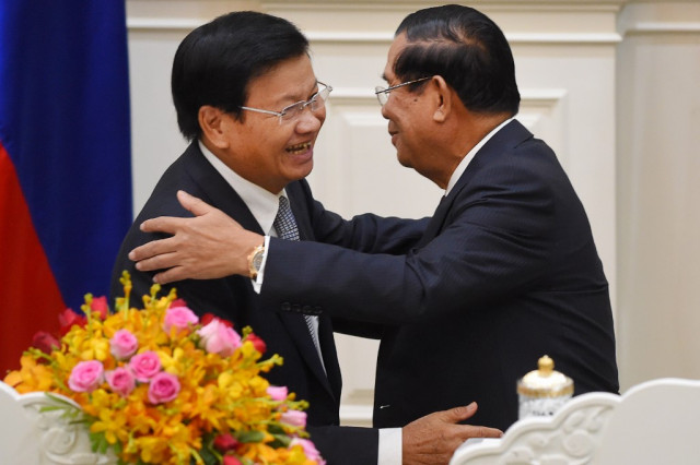 Cambodia, Lao agree to upgrade bilateral ties