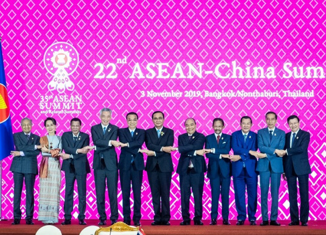 ASEAN, China dovetail development plans to facilitate all-round connectivity