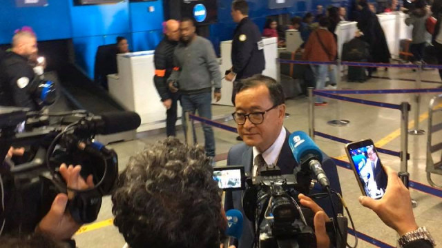 Cambodian opposition leader blocked at Paris airport