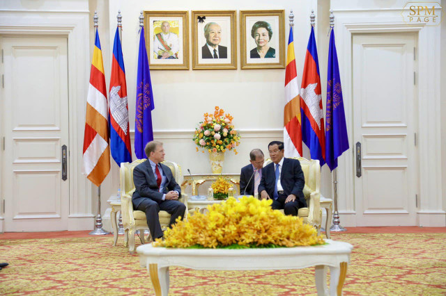 Trump invites Hun Sen to attend U.S.-ASEAN Summit next year