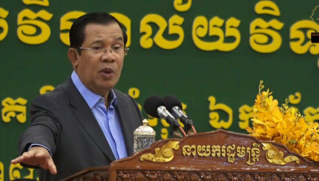 Hun Sen urges doctors to adhere to ethics 