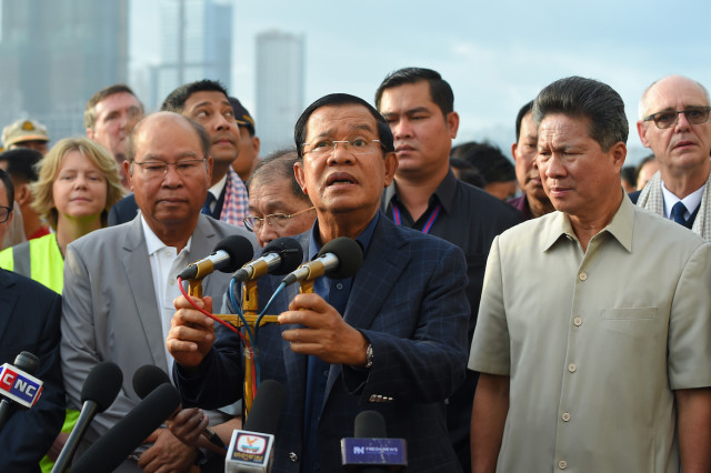 Hun Sen Voices Skepticism of Malaysian Coronavirus Testing