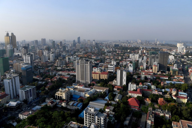 Cambodia’s Economic Growth May Drop Below 0 Percent this Year