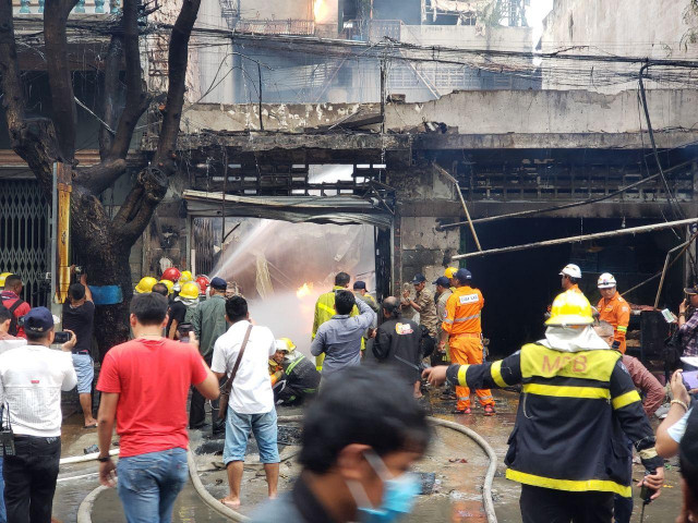 A Gas Explosion in a Retail Shop Causes the Death of Four People in Phnom Penh