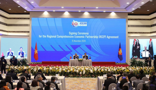 Interview: Signing of RCEP pact a boon for world economy: Cambodian scholars