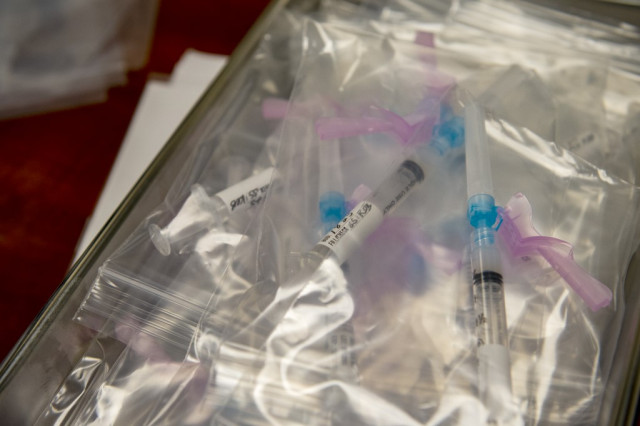 One million vaccinated but US officials admit rollout behind schedule