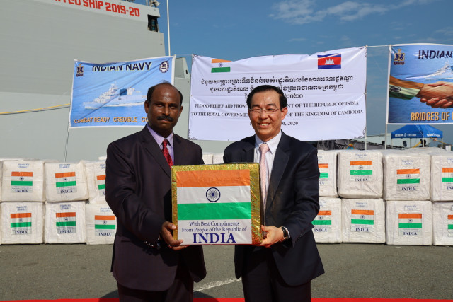 An Indian Naval Ship Delivers 15 Tons of Flood Relief Material during its Visit