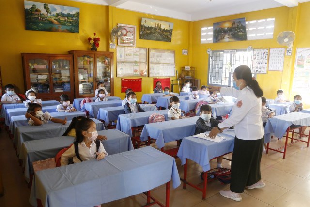 Cambodia launches nationwide back to school campaign to promote safe COVID-19 behavior
