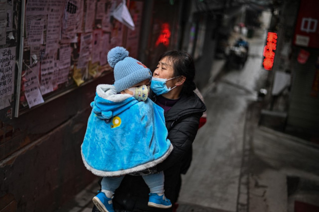 No baby boom in China as births fall further in 2020