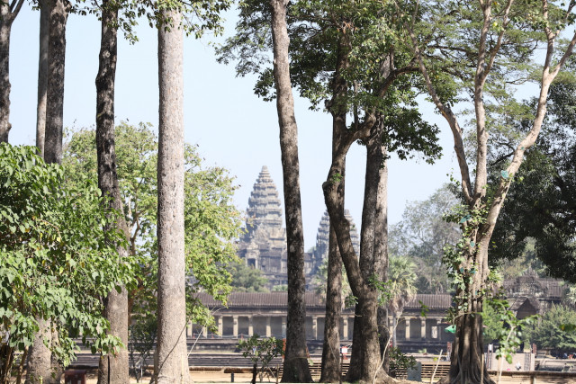 Cambodia’s Domestic Tourism Hit Hard by Community Outbreak