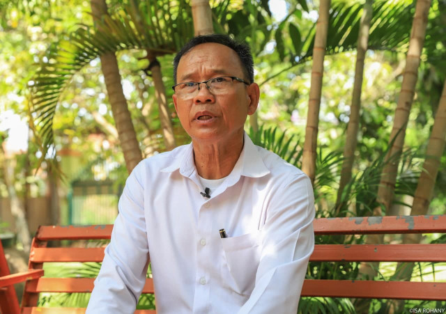 Primary School Principal in Siem Reap Concerned over Students as He Sets to Retire