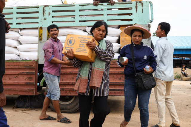 WFP distributes food to vulnerable households in Cambodia in response to COVID-19