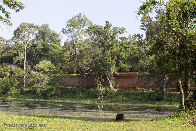 The Enclosure Wall of Angkor Thom 