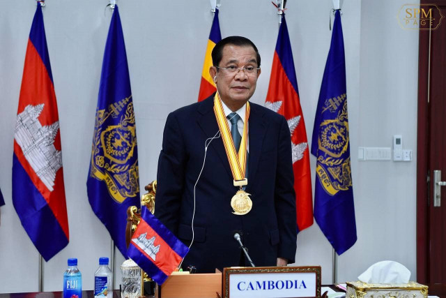 Hun Sen Awarded the Peace Gold Medal at the Universal Peace Federation’s Conference