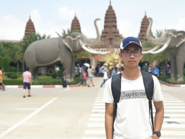 A Student Shares Tips on How to Apply for an Internship at the U.S. Embassy in Phnom Penh