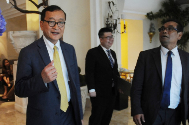 Rainsy Calls for Negotiations, but Hun Sen Refuses Citing Past Insults