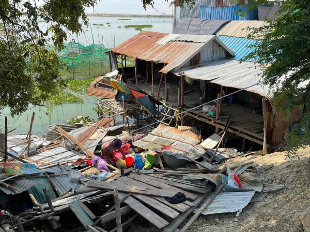 Authorities Evict Lakeside Residents of Boeung Tamok