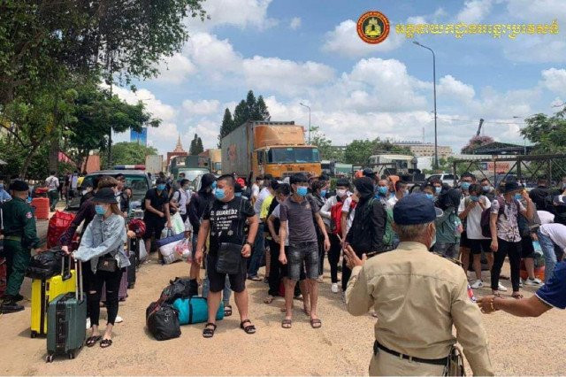 Thousands of Foreigners Deported from Cambodia
