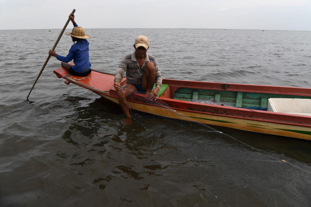 PM Hun Sen Calls for the Restoration of the Tonle Sap Lake Ecosystem  