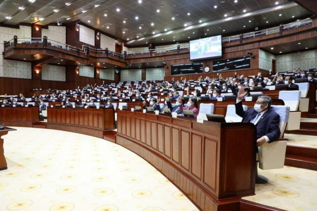 Critics Reject Authorities’ Invitation to Discuss the Constitutional Amendments, Saying It Is Too Late