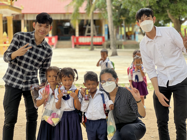 With the “Kravanh” Project, Young Cambodians Support Education in Rural Areas