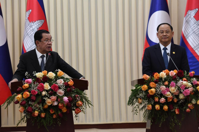 Cambodia and Lao’s PMs Discuss High-Speed Rail Link