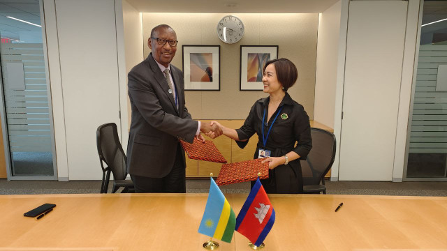 Central Banks of Cambodia, Rwanda Sign Cooperation Agreement on Financial Development