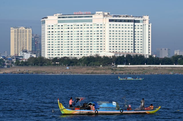 What Should Cambodia Prepare for post-LDC Graduation? What Should Cambodia Prepare for post-LDC Graduation?