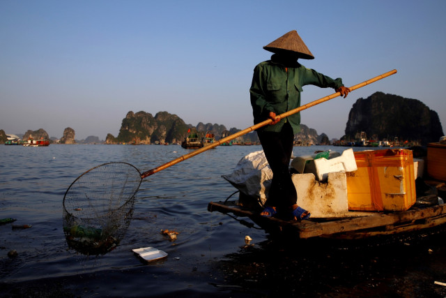 Vietnam Battles Plastic Blight in Idyllic Ha Long Bay