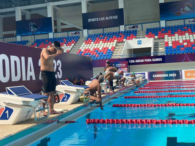 Cambodia Para-Swimmers Pin Hopes on Medals