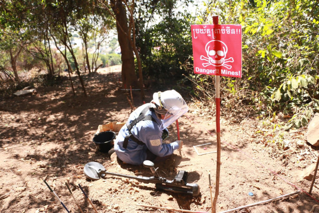 Cambodia Sees Sharp Drop in Landmine, ERW Casualties in H1