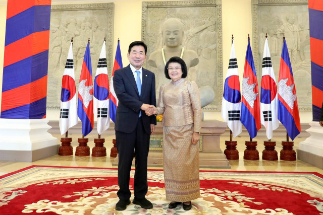 Cambodia-South Korea Eye Cooperation Boost