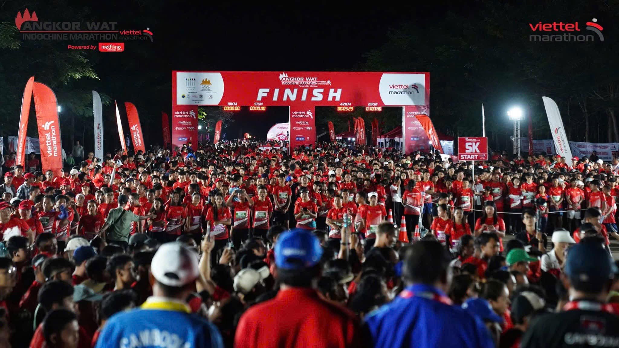 More than 9,000 Runners Participate in the Angkor Wat Indochina Marathon Powered by Metfone